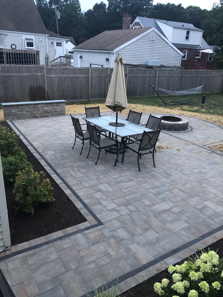 Pepper's Landscaping & Lawn Service Inc.