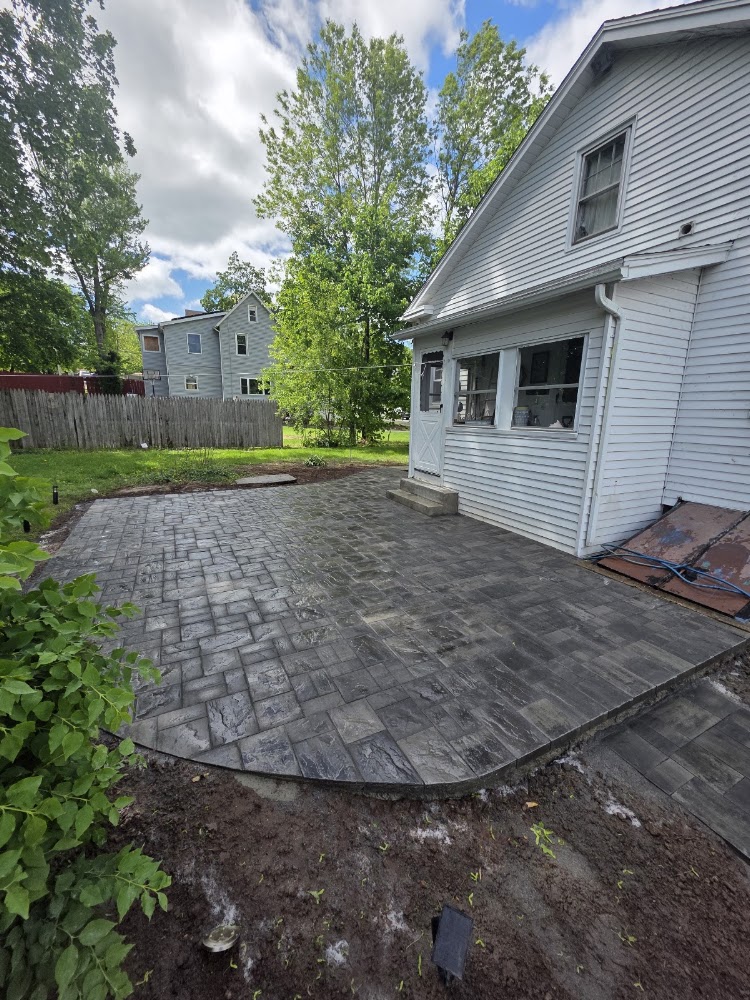 Husky Masonry And Paving