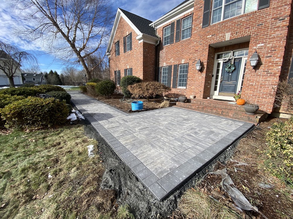 Eri's Masonry & Paving